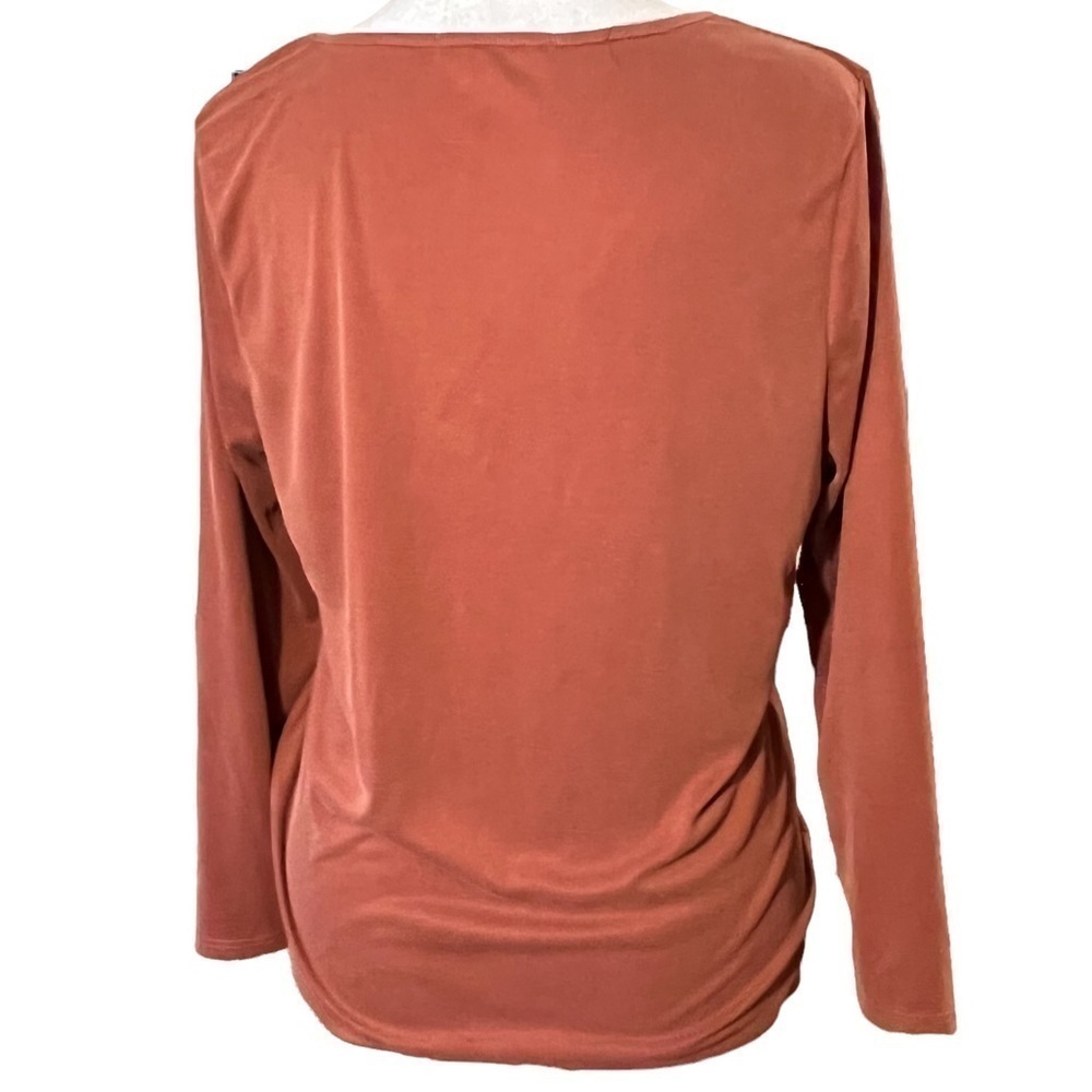GREEN ENVELOPE Rust Front Ruched Blouse - Picture 2 of 3
